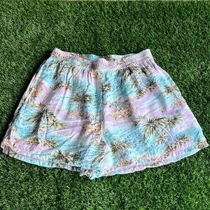 AMERICAN EAGLE Tropical Island Print Shorts size small